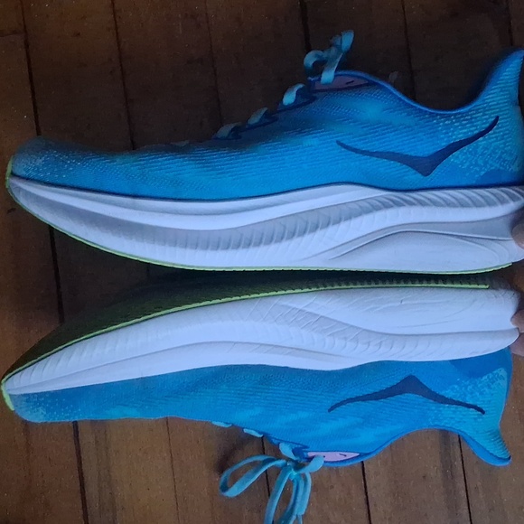 Hoka Mach 6 Size 9 Shoes - Picture 5 of 15